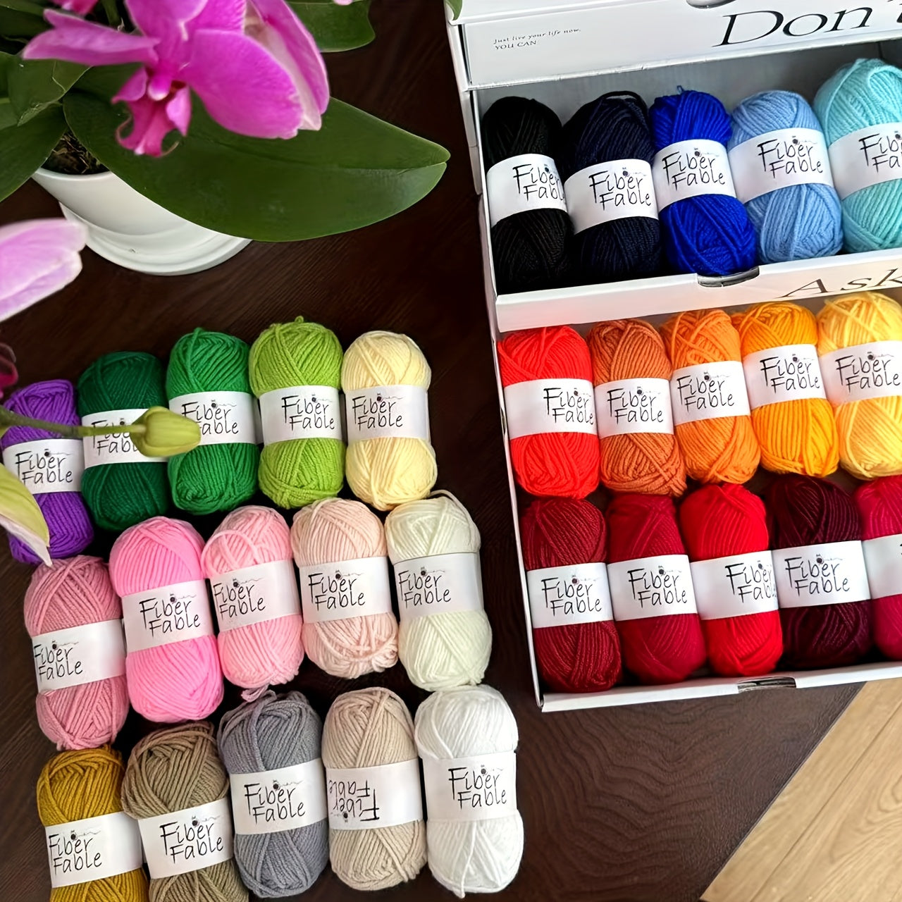 Fibertable Milk Yarn Crochet Kit With 4 Strands Hooks