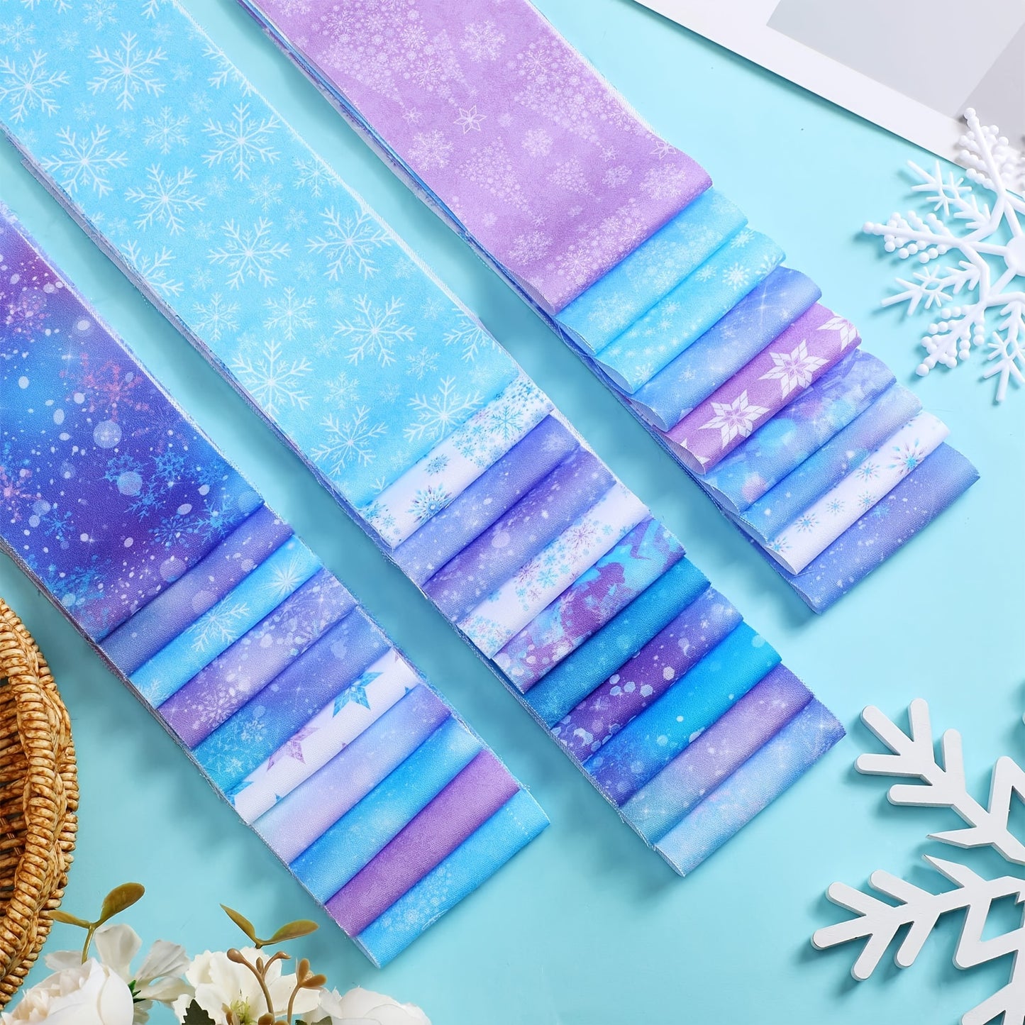 ROOWEST Winter Snowflake Patchwork Fabric Strips Roll