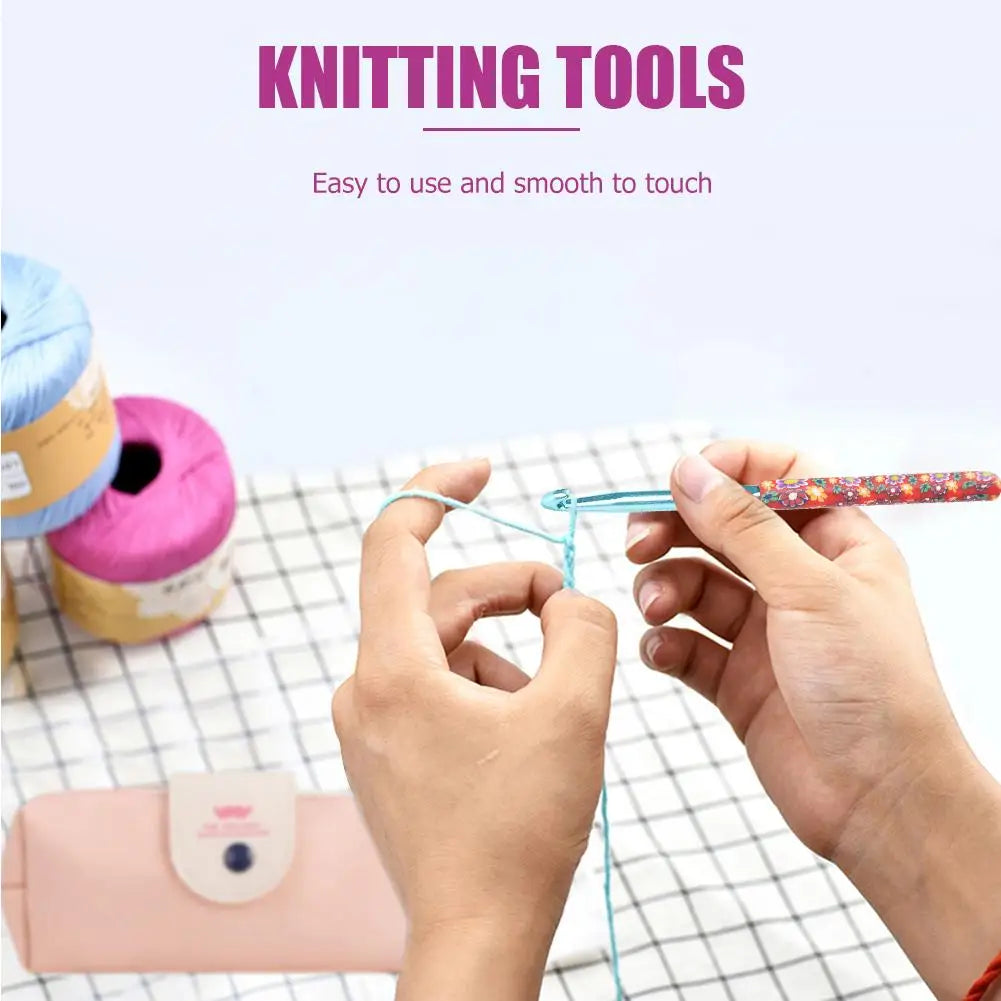 Crochet Hooks Knitting Needles Set Ergonomic Soft Grip 5Pcs
